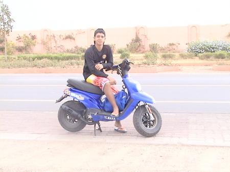 la c moi avec mon style et ma meilleure moto jdr comment �a roule??